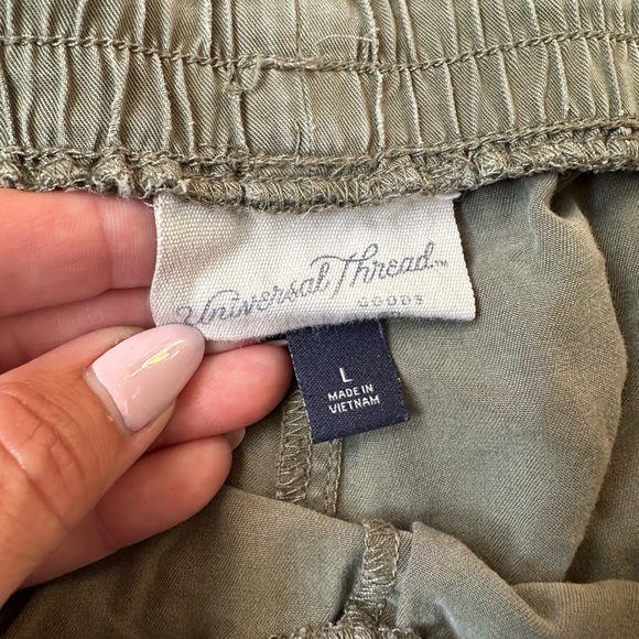 LOT of 3 Women's Elastic Waist Shorts Size Large 14 Democracy / Universal Thread - Picture 3 of 11